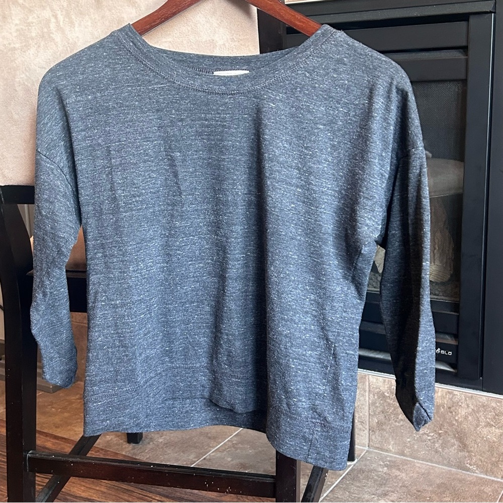 Freeloader Grey Speckled 3/4 Length Sleeve Cottom Blend Lightweight Top. Small